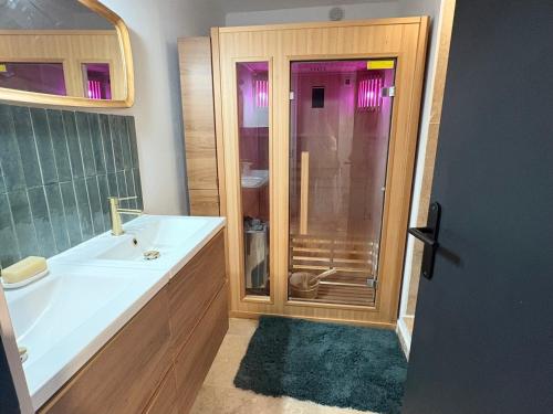 Charmante maisonnette de village avec sauna in Bedoin, France