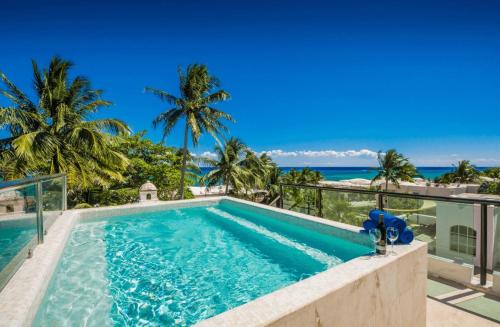 Luxury House in Playacar Steps to the Beach — 4-Star Luxury Hotel in Playa Del Carmen, Mexico