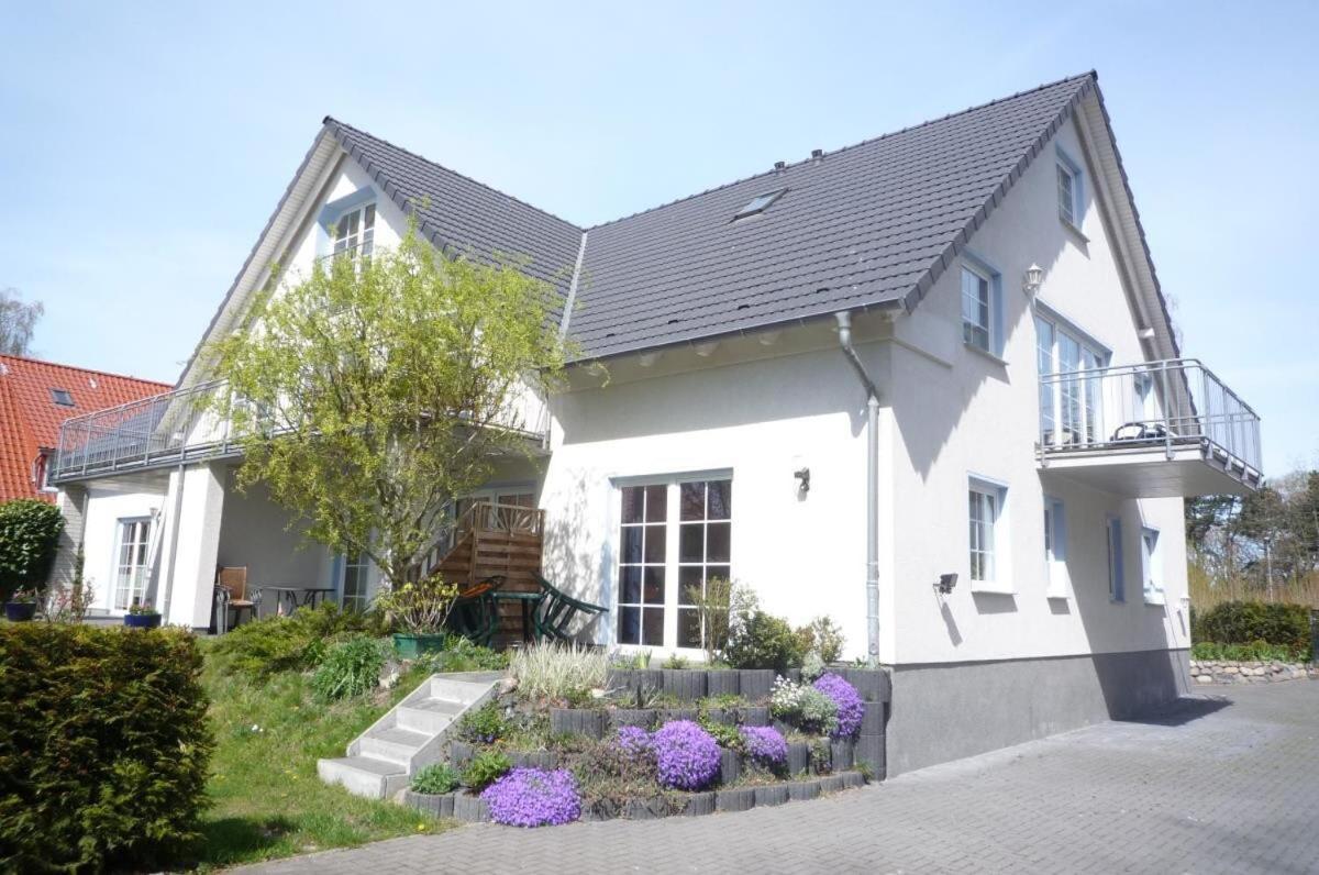 CBlue Ferienhaus am Yachthafen Strandläufer — 4-Star Luxury Hotel in Rostock, Germany