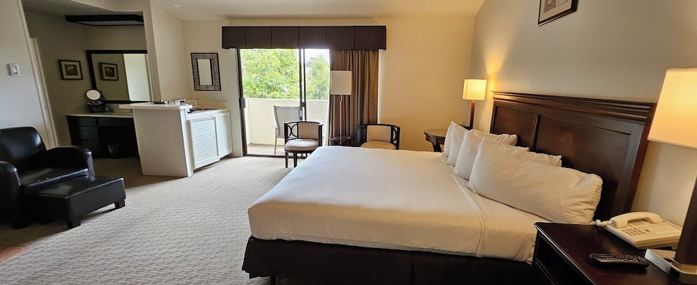 Adobe Inn - featured photo