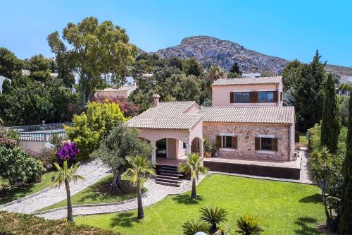 Villa Elvissa — 4-Star Luxury Hotel in Pollenca, Spain