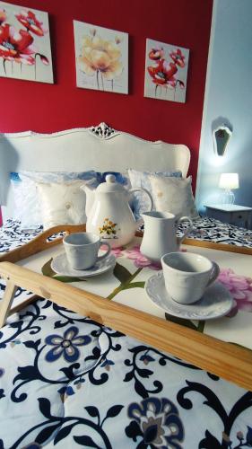 Garbatella Chippendale Apartment — 4-Star Luxury Hotel in Rome, Italy