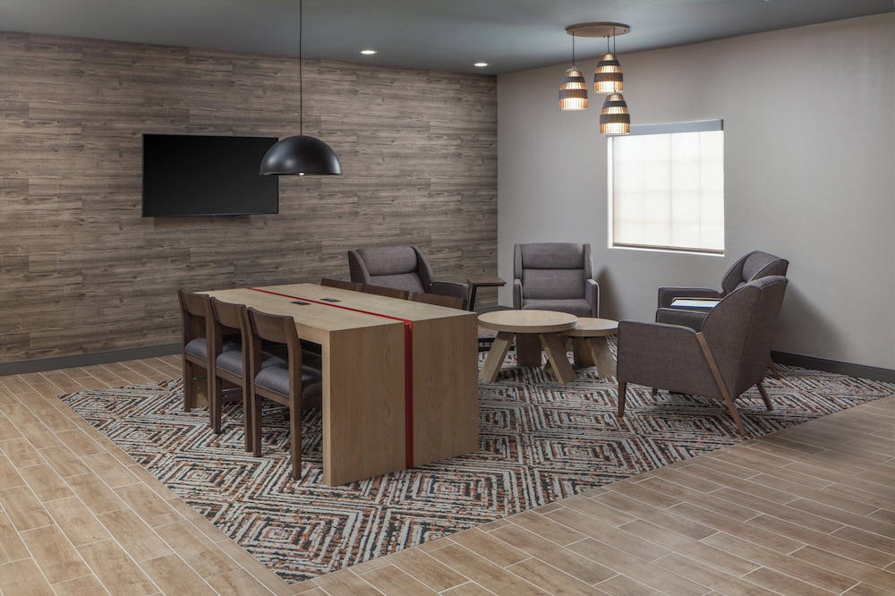 Candlewood Suites St Robert by IHG - photo 21