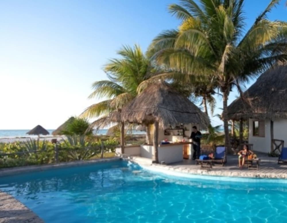 Poolside bar