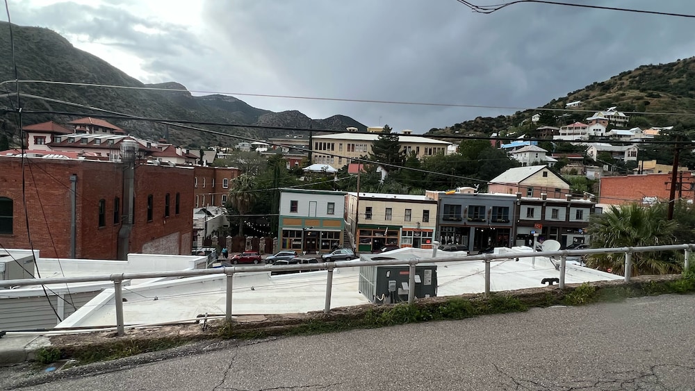 Hotel La More at The Bisbee Inn - photo 13