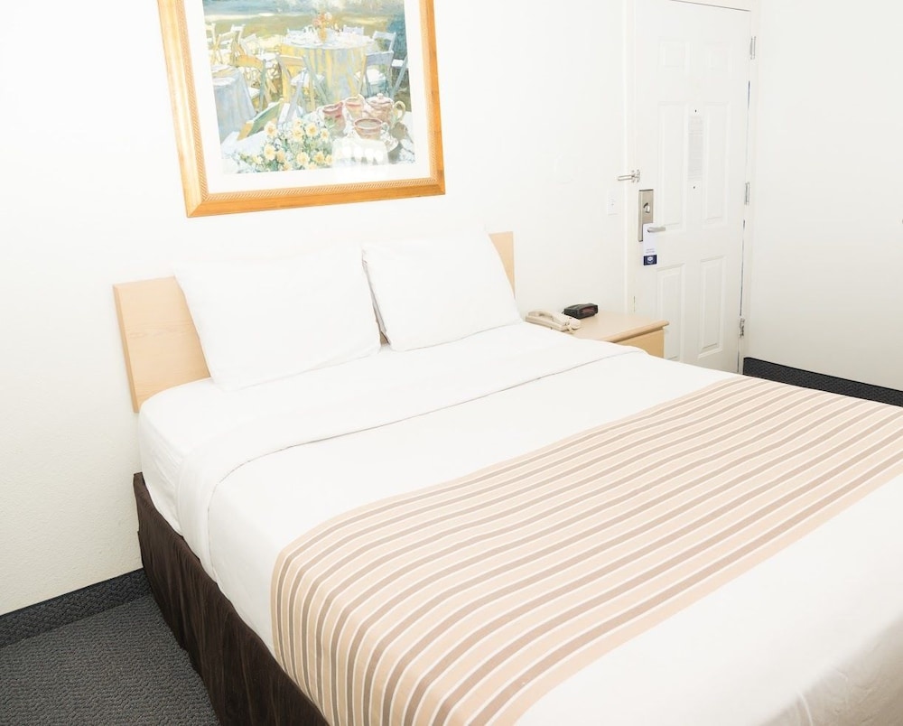 Birch Hill Suites Lakeland - photo 7