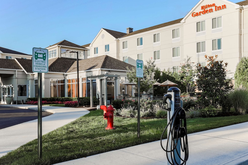 Hilton Garden Inn Melville - photo 47