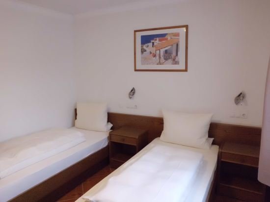 Hotel Restaurant Zur Pfanne — Urbar — photo 2