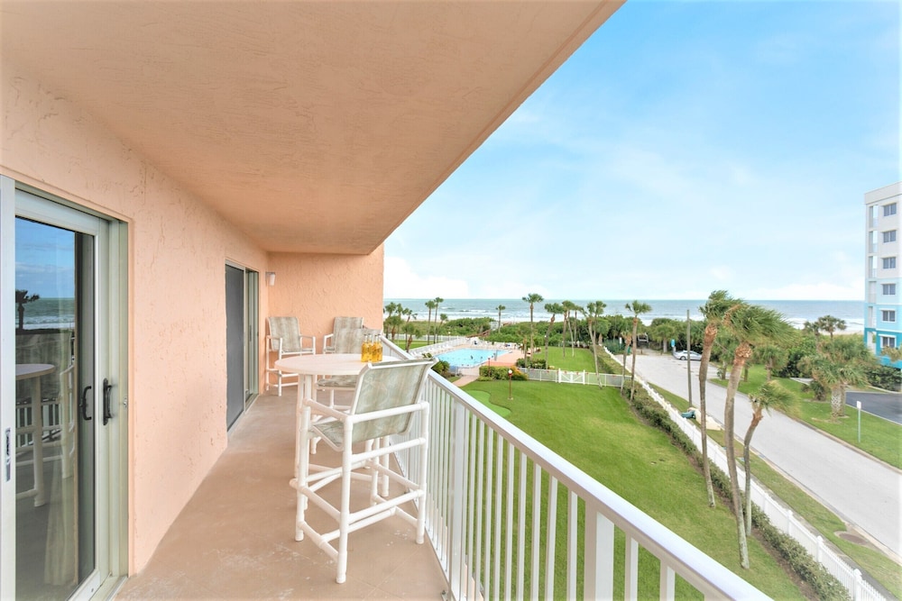 Cocoa Beach Towers by Happy Palm Stays - photo 55