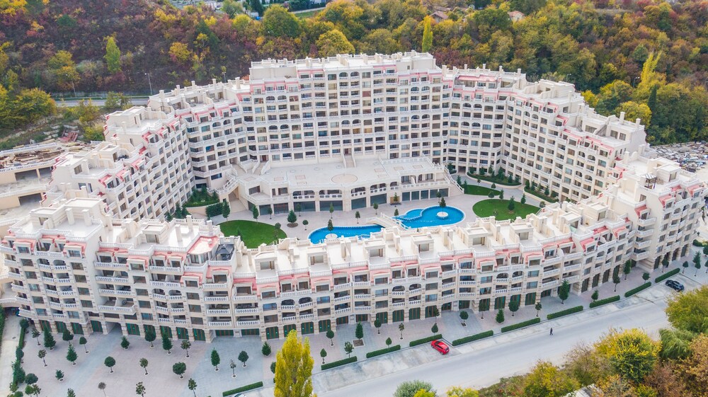 PSB Apartments in South Bay Varna — 4-Star Luxury Hotel in Varna, Bulgaria