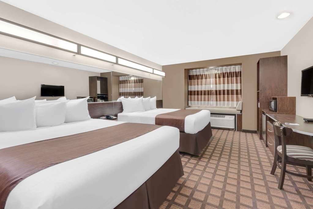 Microtel Inn & Suites By Wyndham Midland - photo 8