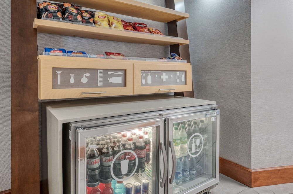 Hampton Inn Baltimore White Marsh - photo 59