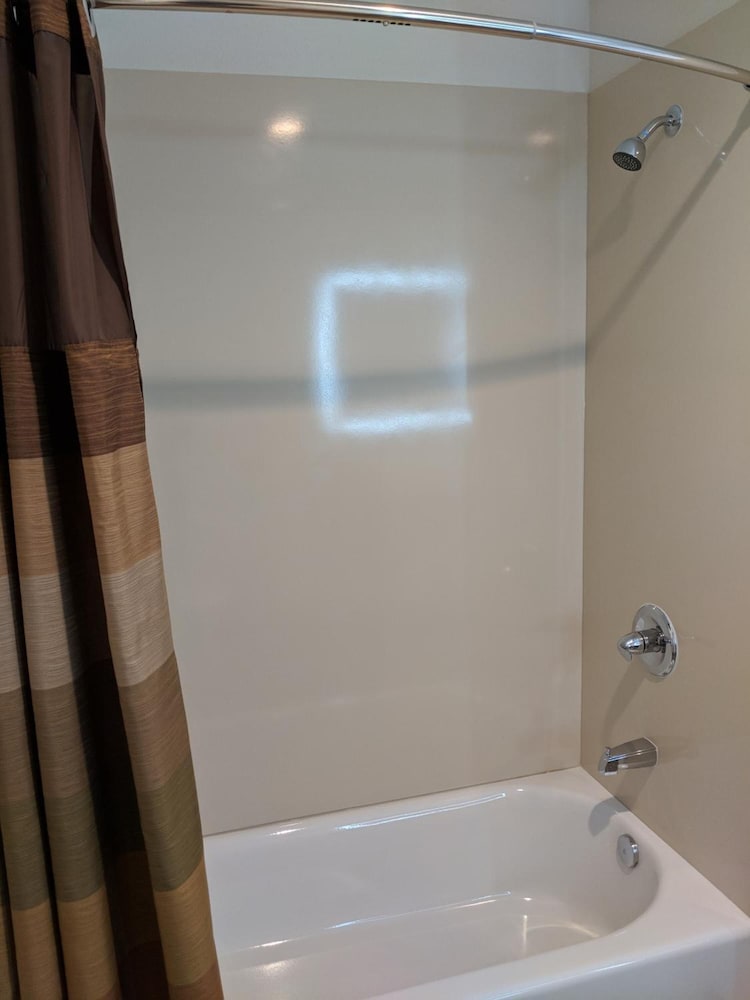 Epic Hotel - photo 24