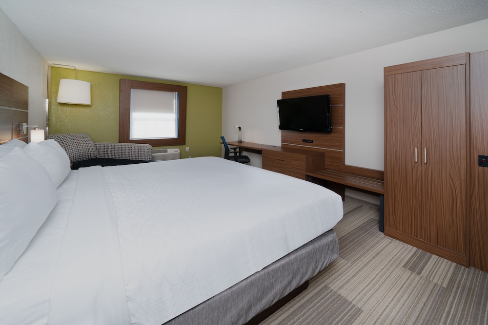 Holiday Inn Express Prince Frederick by IHG - photo 6