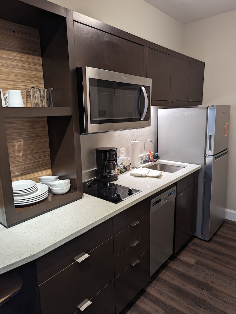 TownePlace Suites Columbia West Lexington - photo 36