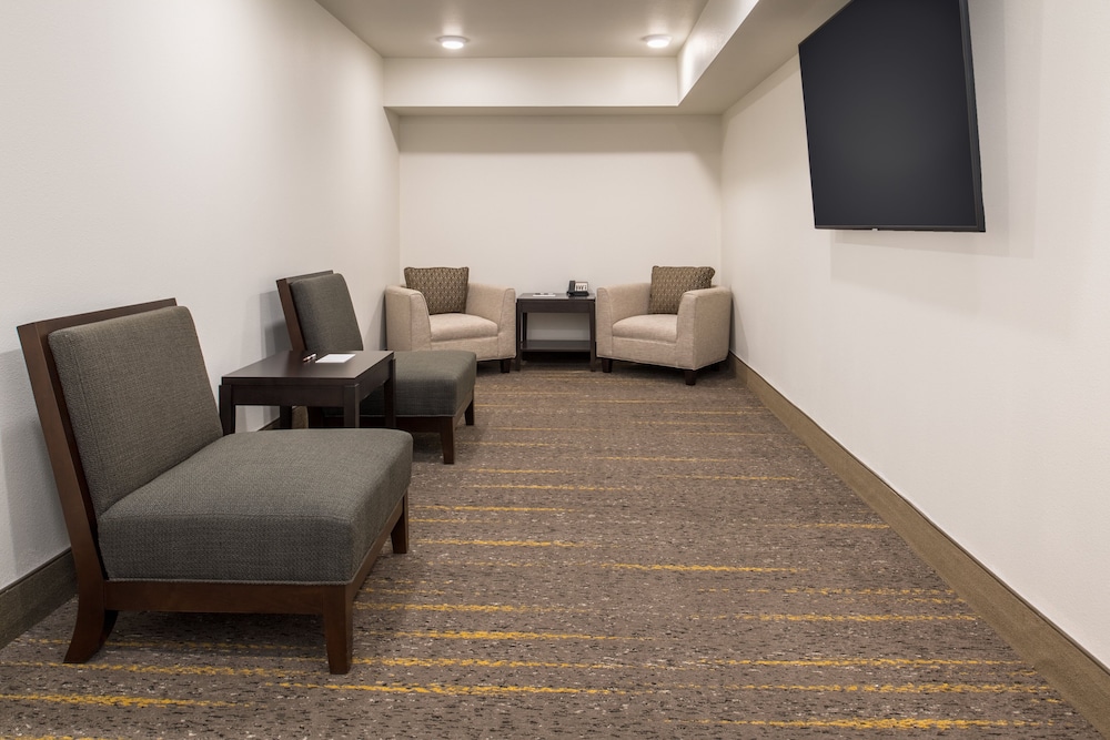 Staybridge Suites Hillsboro North by IHG - photo 27