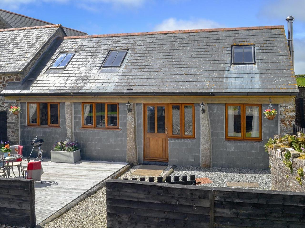 Lilly's - carbon neutral hotel in Boyton
