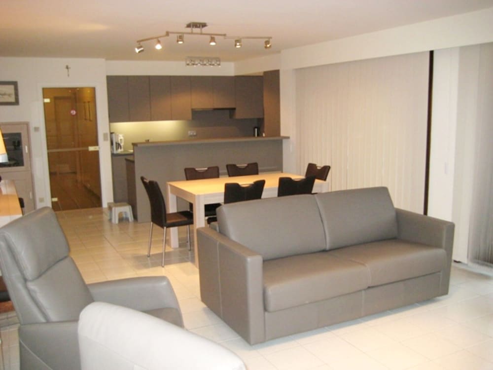Apartment in Middelkerke near the Beach — 4-Star Luxury Hotel in Middelkerke, Belgium