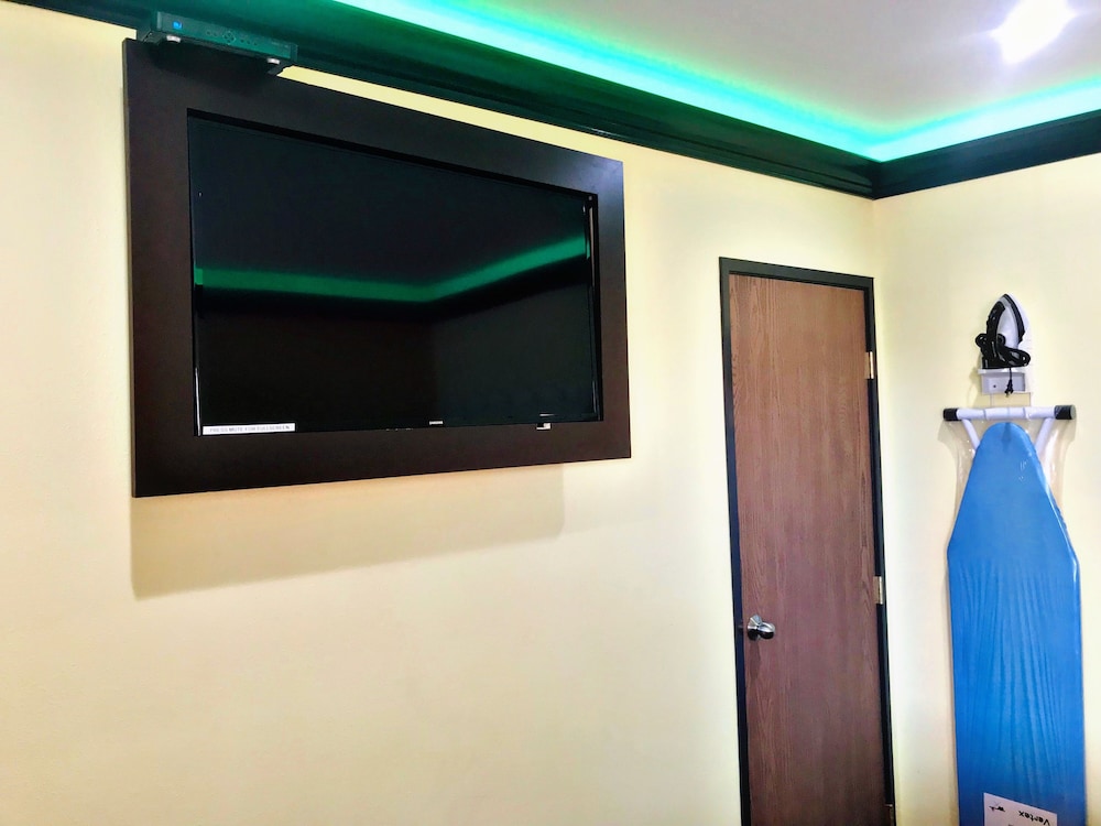 Central Inn Motel - photo 17