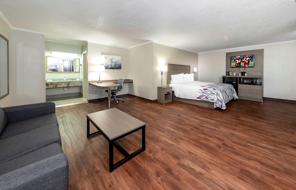 Red Roof Inn Petersburg Fort Lee - photo 18