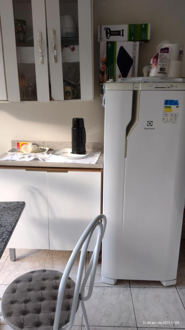 Kitnet Veraneio in Santos, Brasil