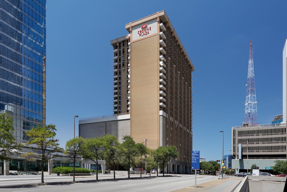 Crowne Plaza Hotel Dallas Downtown an IHG Hotel - featured photo