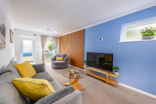 Summer Deal 20 PRC OFF 4BR 2BATH Families Groups By Trinity Stays Short Lets & Serviced Accommodation Cambridge in Cambridge, United Kingdom