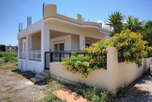 Seafront Home Villa — 4-Star Luxury Hotel in Kato Gouves, Greece