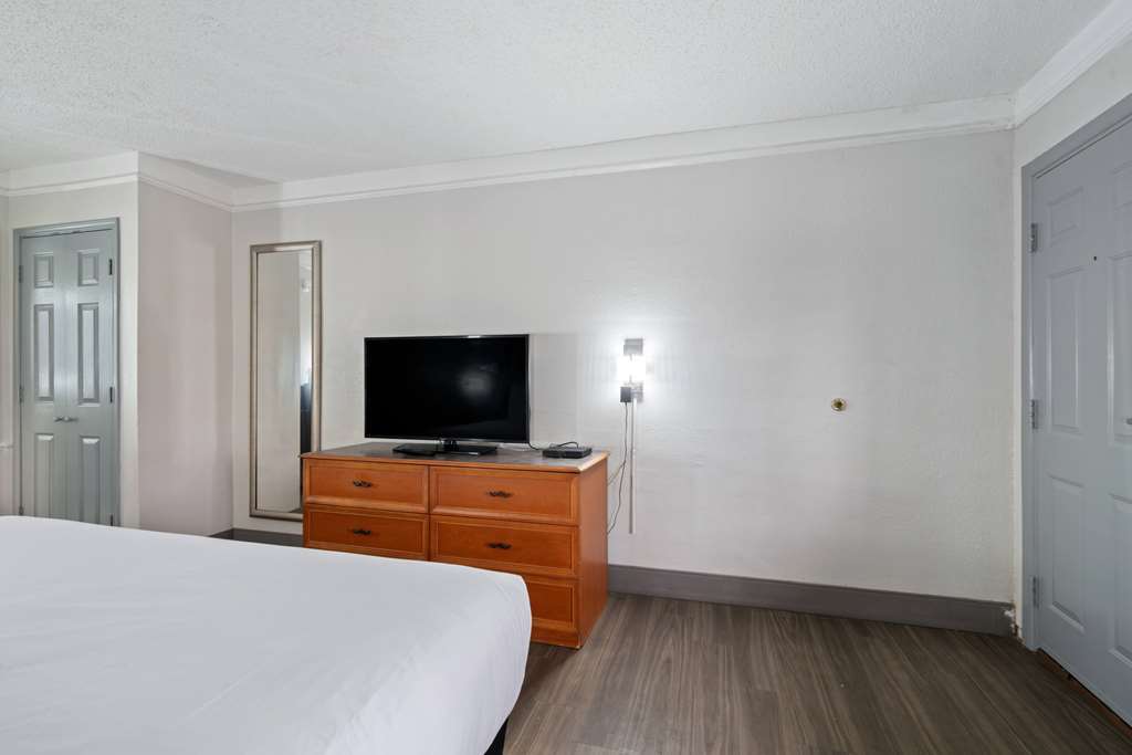 La Quinta Inn by Wyndham Corpus Christi North - photo 69