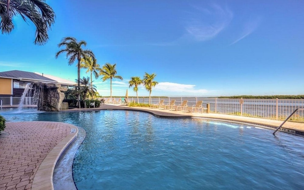 Lovers Key Resort Suite 2 - photo 39