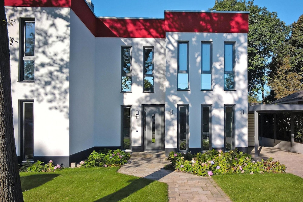 Appartement für 4 Personen in Strausberg — 4-Star Luxury Hotel in Strausberg, Germany