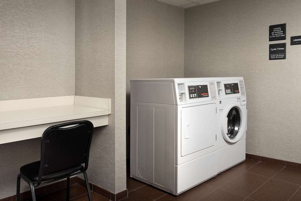 Hampton Inn Knoxville East - photo 19