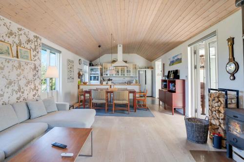 Cozy Summer House In The Heart Of North Zealand — 4-Star Luxury Hotel in Graested, Denmark