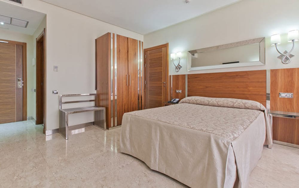Gran Hotel Corona Sol — 4-Star Luxury Hotel in Salamanca, Spain