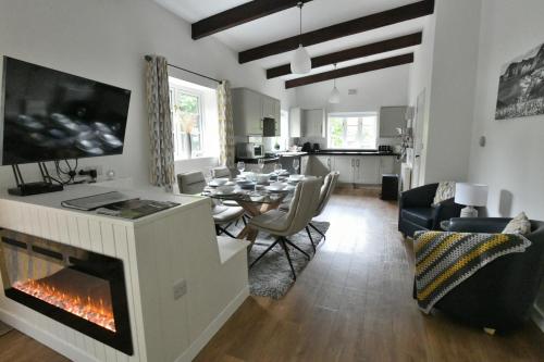 Bulverton House Holiday Cottages — 4-Star Luxury Hotel in Sidmouth, United Kingdom