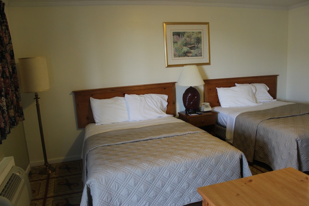 Berkshire Travel Lodge - photo 25