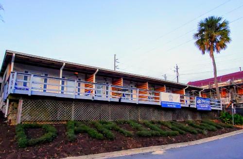 Darien Dockside Inn - photo 3