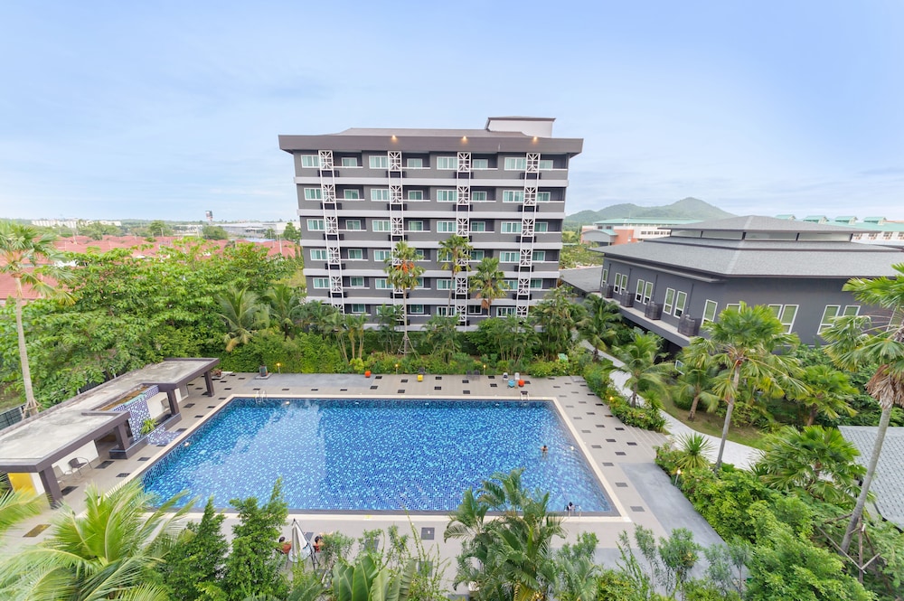 Eastpana Hotel SHA Extra Plus in Si Racha, Thailand