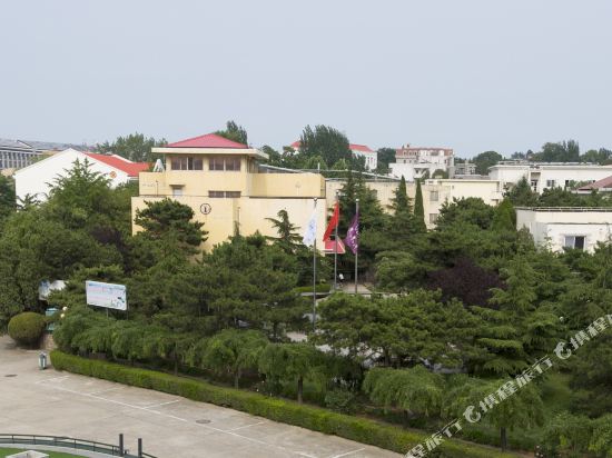 Open Hotel — Qinhuangdao — photo 4