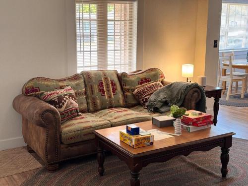 Cozy Mountain Retreat Near Lakes & Park City — hotel in Coalville