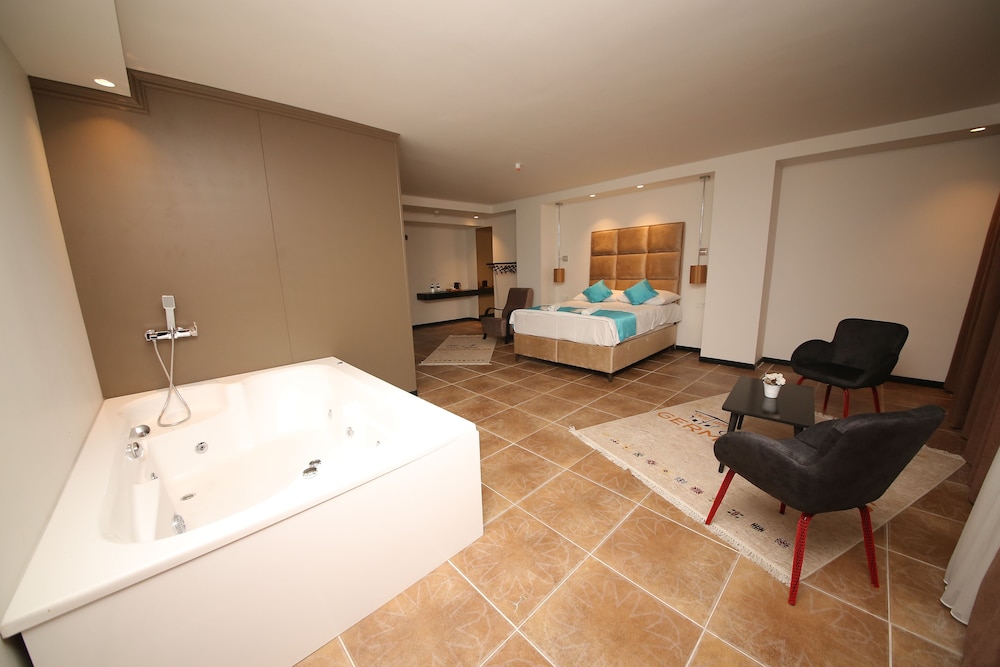 Safran Germia Palas — hotel in Karabuk