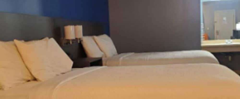 The Junction Inn - photo 8