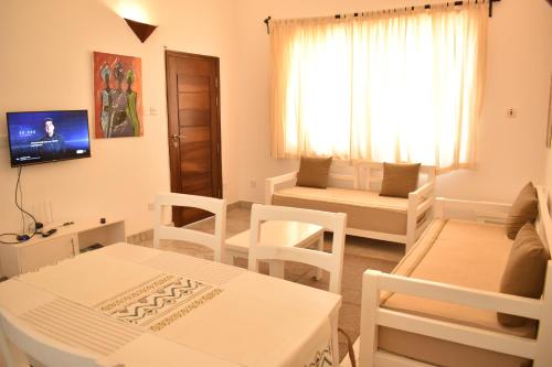 Executive La Casa Di Nico 2 Bedroom Hse 1 — 4-Star Luxury Hotel in Mombasa, Kenya