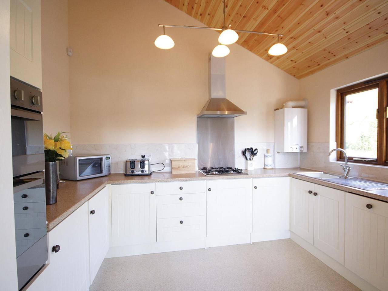 Nautical Nook - carbon neutral hotel in Stalham