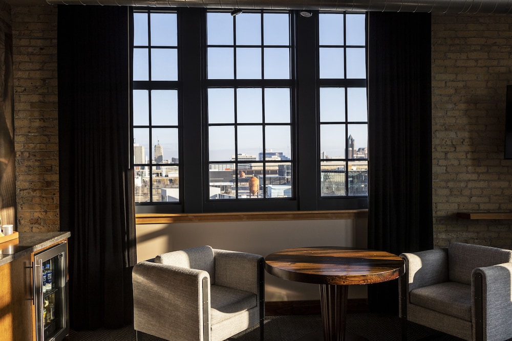 The Iron Horse Hotel - photo 94