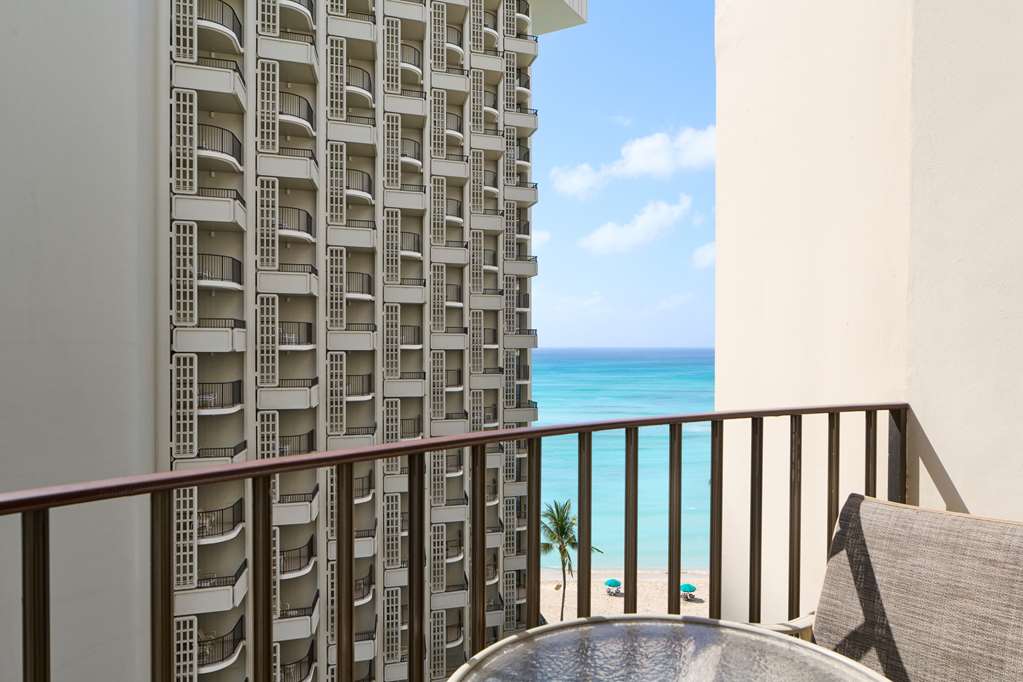 Outrigger Waikiki Beach Resort - photo 64