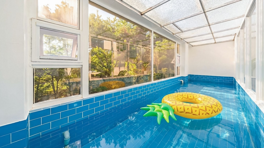 Gyeongju Jullietapoolvilla&kidspension in Gyeongju, South Korea