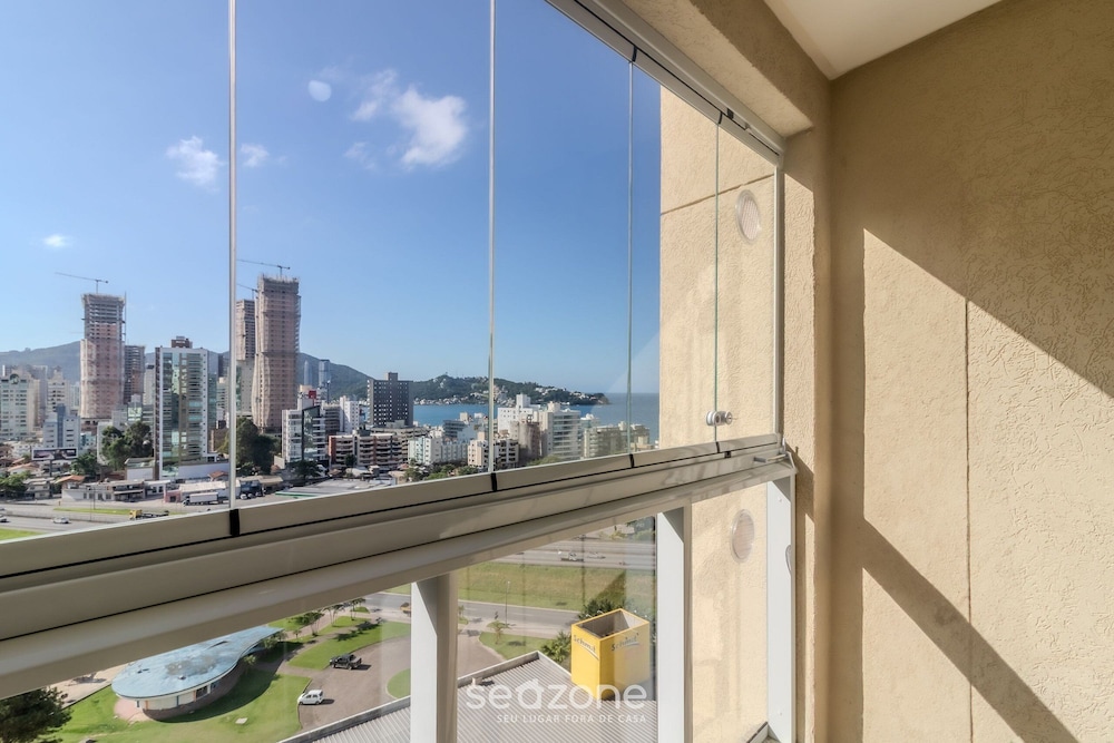 Apto 2Q c Churrasq. e vista 550m da Praia OMC1303