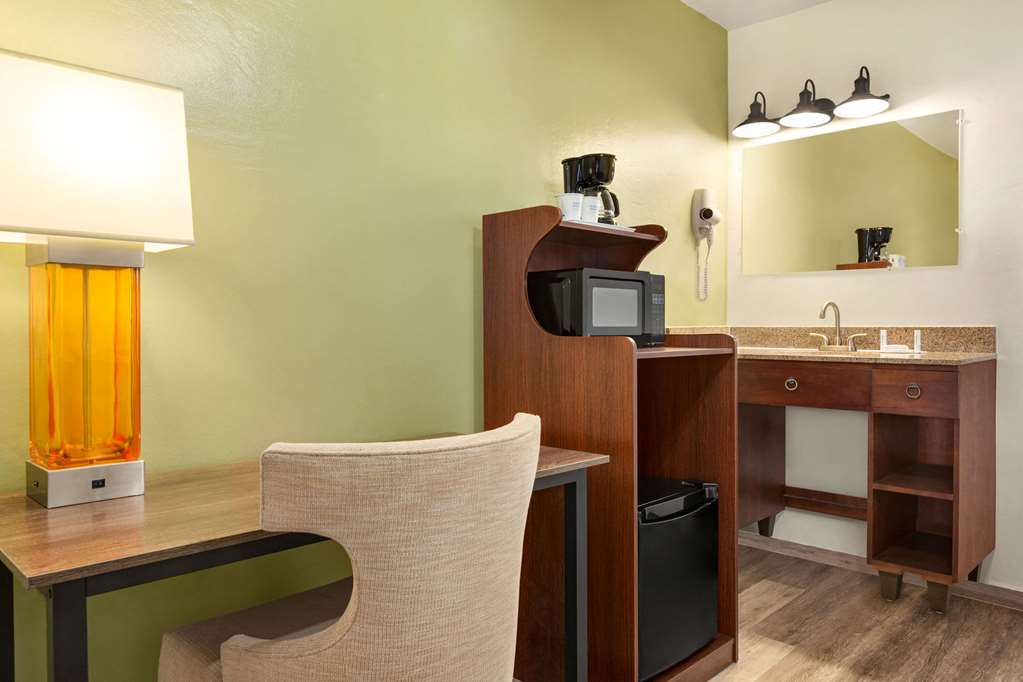 Baymont by Wyndham Fort Bragg - photo 27