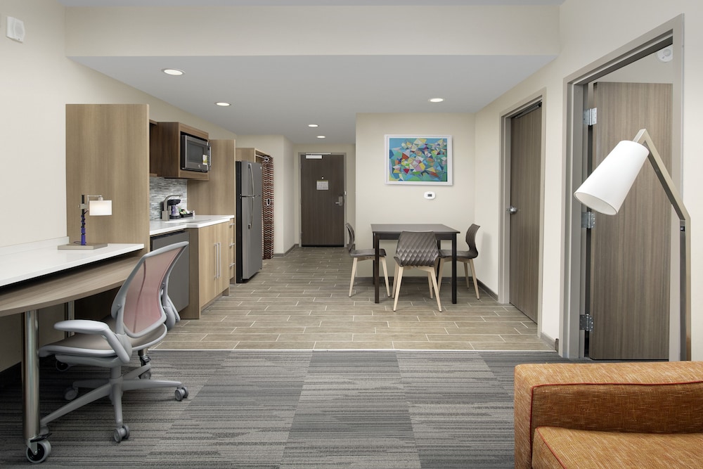 Home2 Suites by Hilton Miami Doral West Airport - photo 7